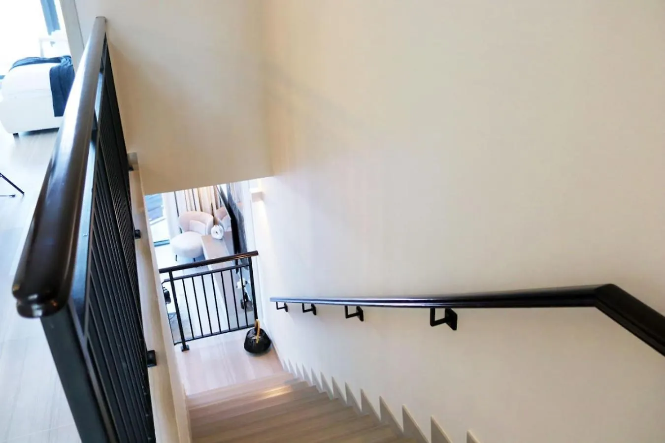 3Br Villa With Private Garden In Calero Damac Hills By Vibel Dubai