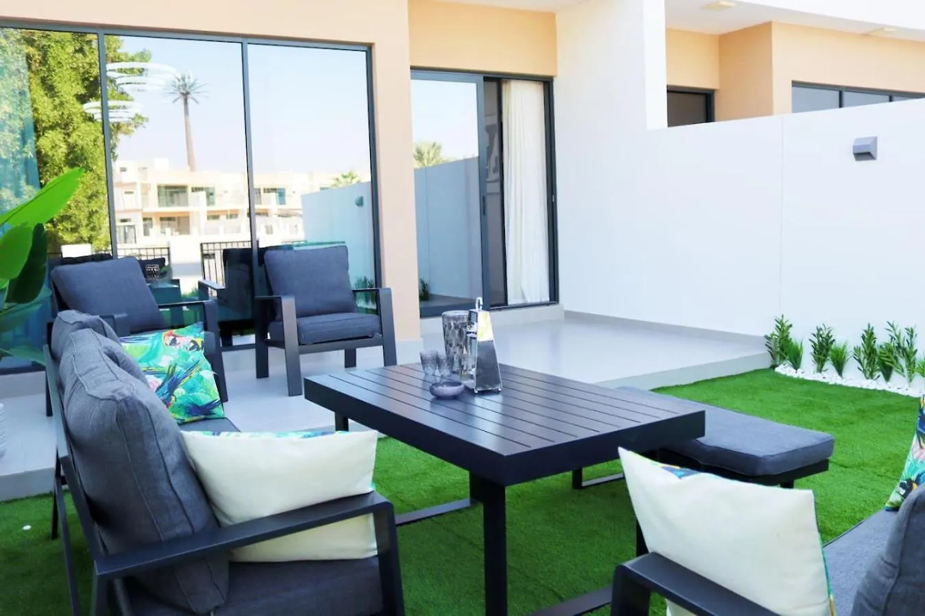 3Br Villa With Private Garden In Calero Damac Hills By Vibel Dubai